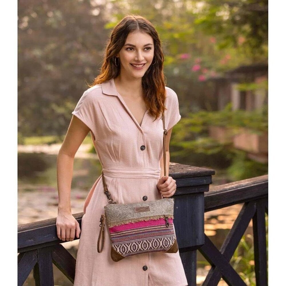 Laced Small Cross-Body Bag Cotton Leather Upcycled Women Stylish Organizer - Picture 7 of 7